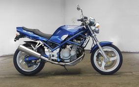 SUZUKI BANDIT 250 GJ74A