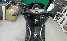 YAMAHA N-MAX SE86J