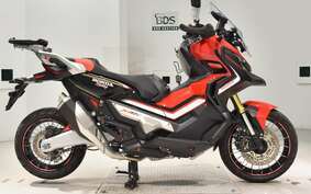 HONDA X-ADV 750 2017 RC95