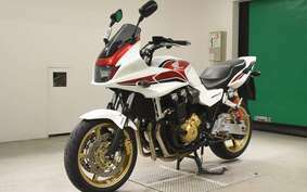 HONDA CB1300SB SUPER BOLDOR A 2014 SC54