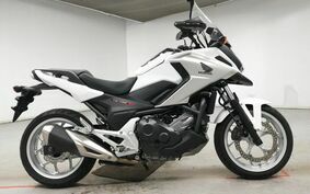 HONDA NC750X 2016 RC90