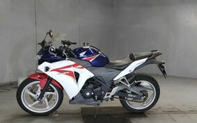 HONDA CBR250R MC41