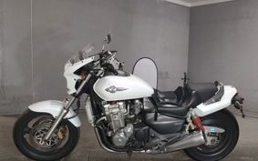 HONDA X4 LD SC38