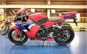 HONDA CBR600RR ABS 2024 PC40