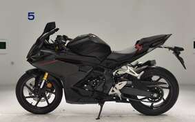 HONDA CBR250RR A MC51