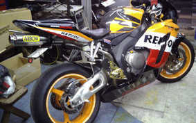 HONDA CBR1000RR 2005 SC57