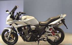 HONDA CB1300SB SUPER BOLDOR A 2006 SC54