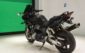 HONDA CB1300SB SUPER BOLDOR A 2009 SC54