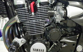 YAMAHA XJR1300 2000 RP03J