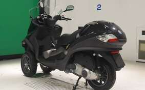 PIAGGIO MP3 250