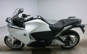 HONDA VFR1200F 2011 SC63