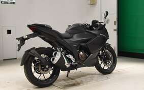 SUZUKI GIXXER 250 SF ED22B