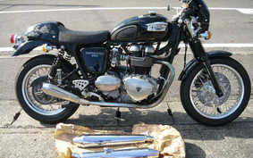 TRIUMPH THRUXTON 900 2006 J9042G