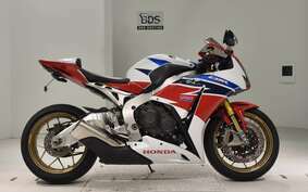 HONDA CBR1000RR SPECIAL EDITION 2015