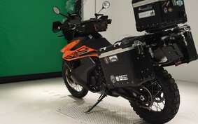 KTM 890 ADVENTURE	 2022