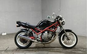 SUZUKI BANDIT 250 GJ74A