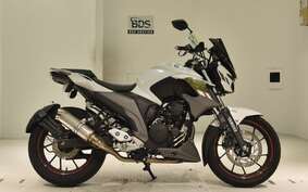 YAMAHA FZS25