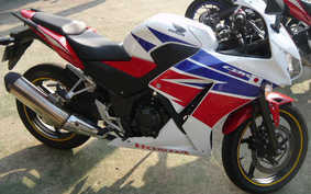 HONDA CBR250R MC41