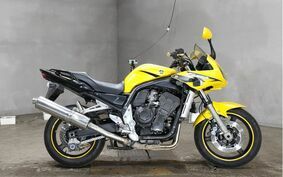 YAMAHA FZ FAZER FEATHER 2002 RN066