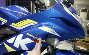 SUZUKI GIXXER 150 SF