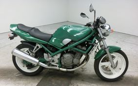 SUZUKI BANDIT 250 GJ74A