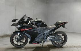 YAMAHA YZF-R25 RG10J