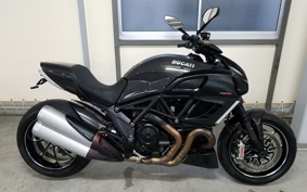 DUCATI  DUCATI DIAVEL CARBON 2013