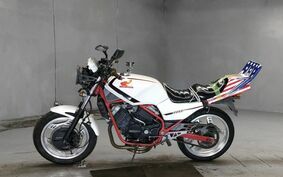 HONDA VT250F MC08