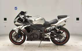 YAMAHA YZF-R6 2004 RJ05