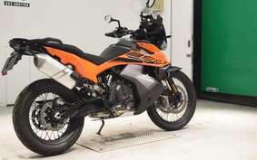 KTM 890 ADVENTURE	 2022 TS640