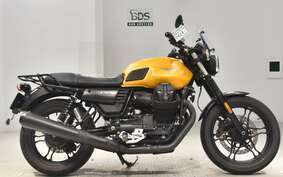 MOTO GUZZI V7 STONE 3 2018 LD00