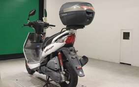 KYMCO VJR125 i