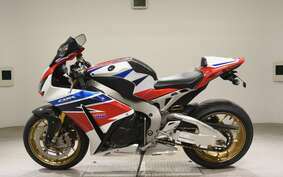 HONDA CBR1000RR SPECIAL EDITION 2014 SC59