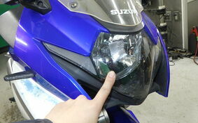 SUZUKI GSX250R DN11A