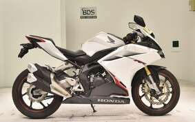 HONDA CBR250RR A MC51