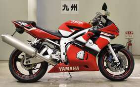 YAMAHA YZF-R6 2001 RJ036