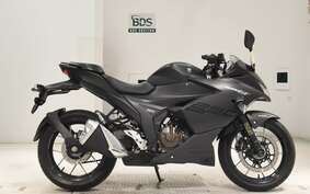 SUZUKI GIXXER 250 SF ED22B