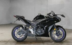 YAMAHA YZF-R25 RG10J