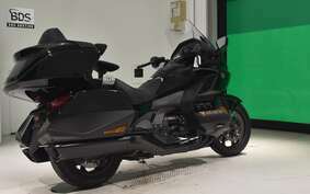 HONDA GL 1800 GOLD WING TOUR DCT 2023 SC79