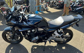 HONDA CB1300SB SUPER BOLDOR 2010 SC54