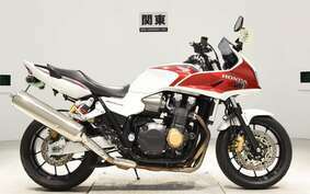 HONDA CB1300SB SUPER BOLDOR A 2013 SC54