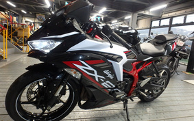 KAWASAKI NINJA ZX 25 R SE ZX250E