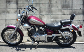 YAMAHA VIRAGO 250 3DM