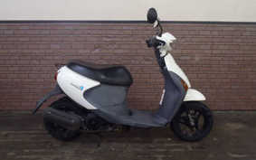 SUZUKI LET's 4 CA41A