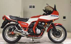 HONDA CB900F SC09