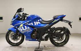 SUZUKI GIXXER 250 SF ED22B