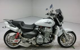 HONDA X4 LD 2000 SC38