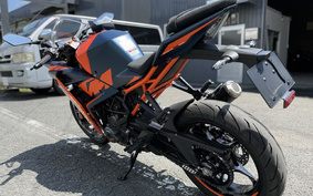 KTM 390 RC 2023 JYJ40