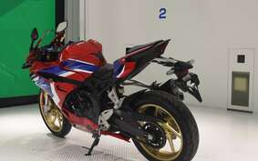 HONDA CBR250RR A MC51