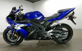 YAMAHA YZF-R1 2004 RN13